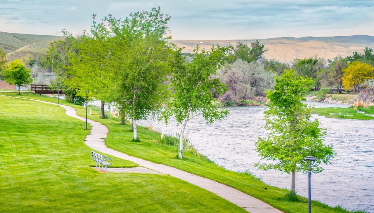 Let'S Go ! Fisherman, Families, Pools One Minute From Your Door, Comfort, Location Perfect, Amenity-Rich, Pup Friendly, Discover An Exceptional Wyoming Stay, Thermopolis River Walk Home At Hot Springs State Park, 'Where Families And Fisherman Stay' エクステリア 写真