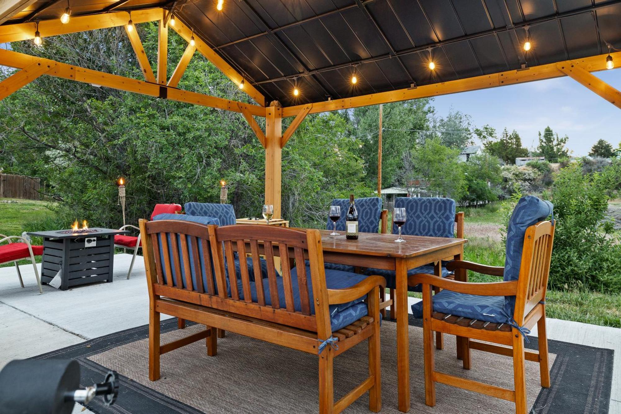 Let'S Go ! Fisherman, Families, Pools One Minute From Your Door, Comfort, Location Perfect, Amenity-Rich, Pup Friendly, Discover An Exceptional Wyoming Stay, Thermopolis River Walk Home At Hot Springs State Park, 'Where Families And Fisherman Stay' エクステリア 写真